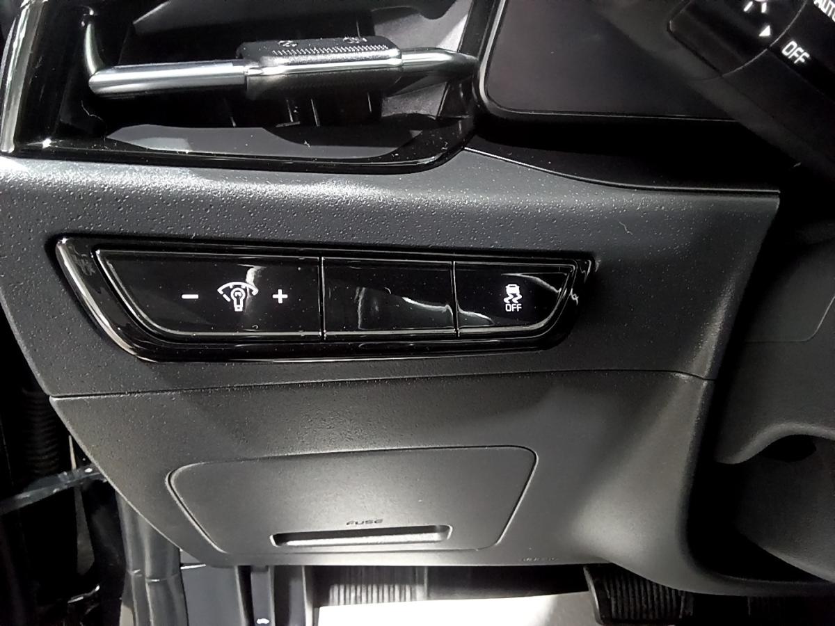 2024 Kia Niro - Image 25