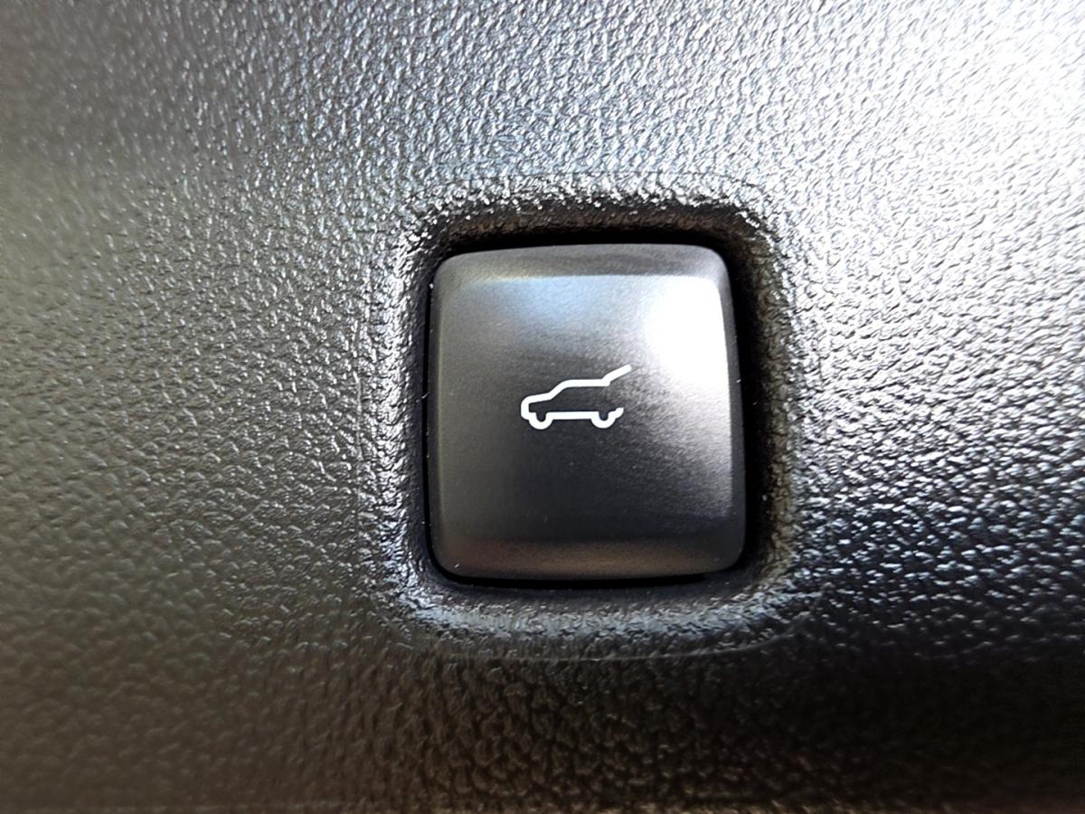 2022 Ford Escape - Image 31