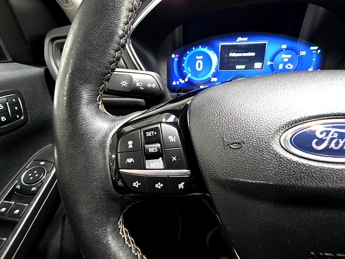 2022 Ford Escape - Image 33