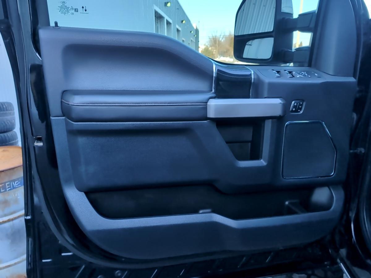 2022 Ford Super Duty F-250 SRW - Image 16