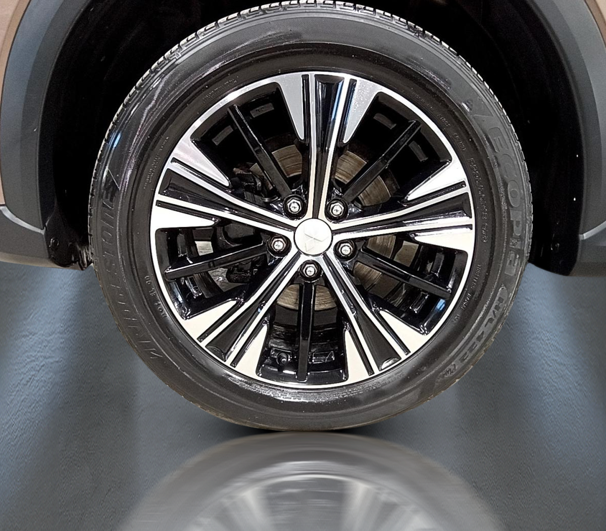 2019 Mitsubishi Eclipse Cross - Image 6