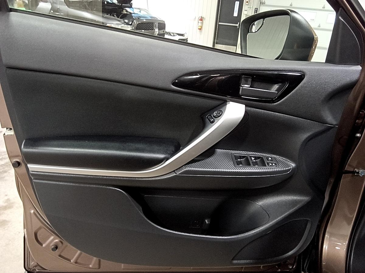 2019 Mitsubishi Eclipse Cross - Image 17