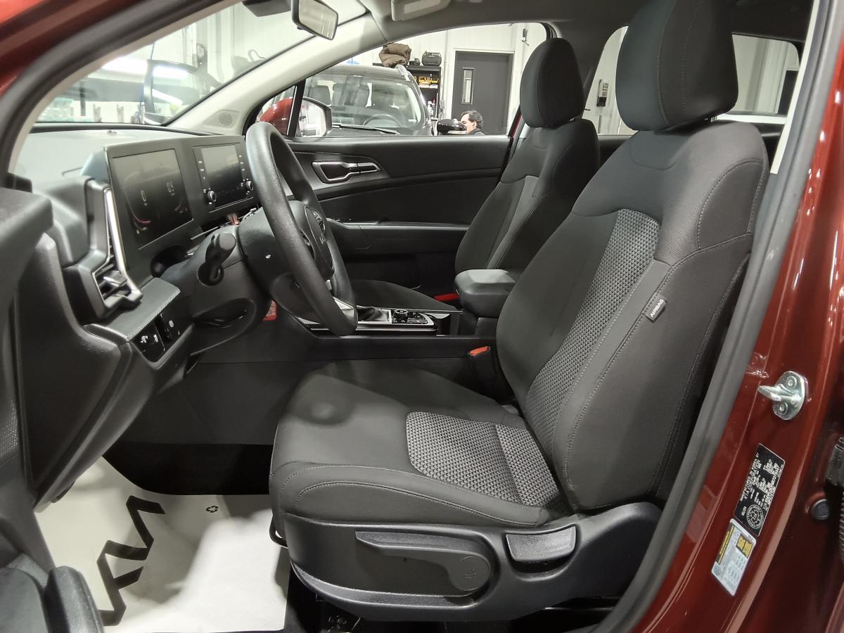 2024 Kia Sportage - Image 21