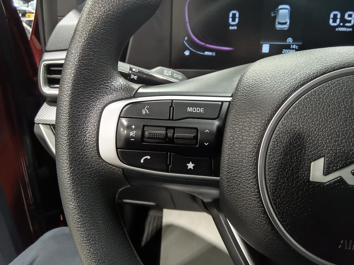 2024 Kia Sportage - Image 30