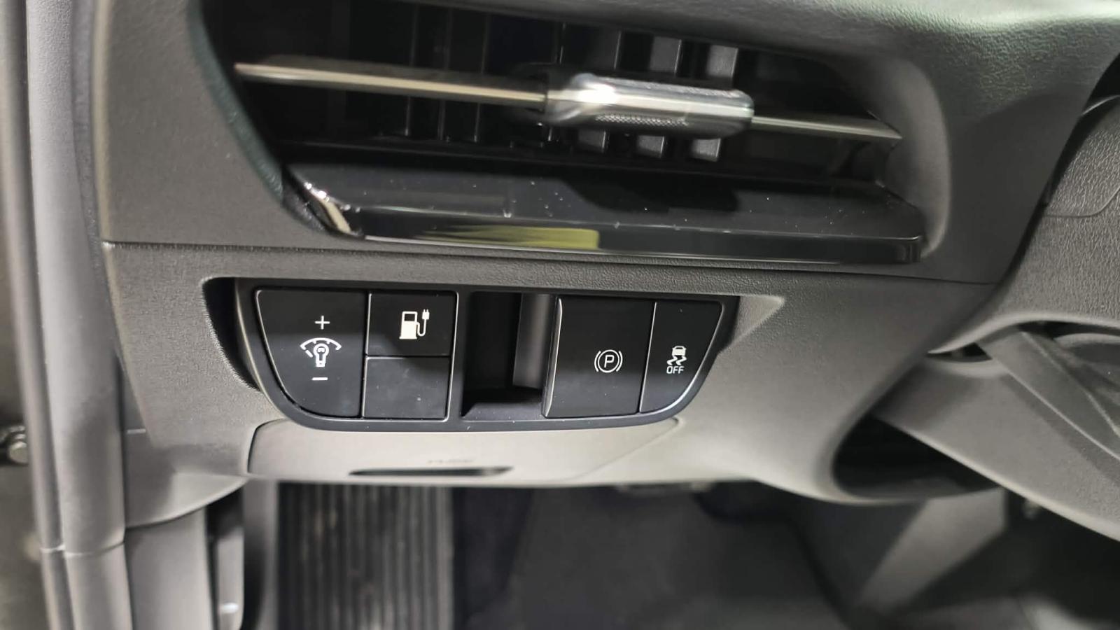 2023 Kia EV6 - Image 26