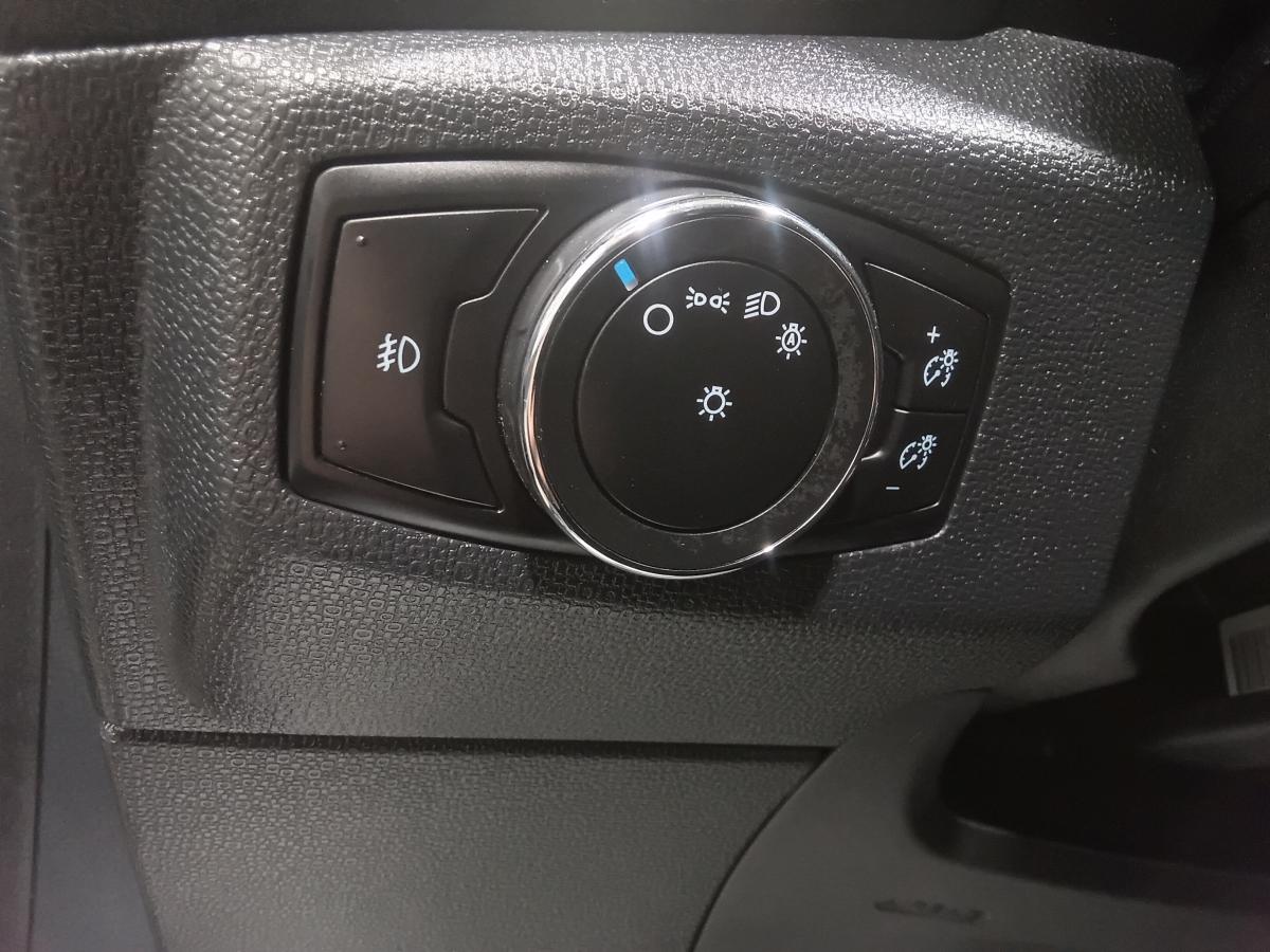 2022 Ford EcoSport - Image 27