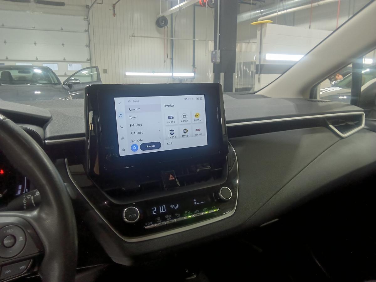 2024 Toyota Corolla - Image 22