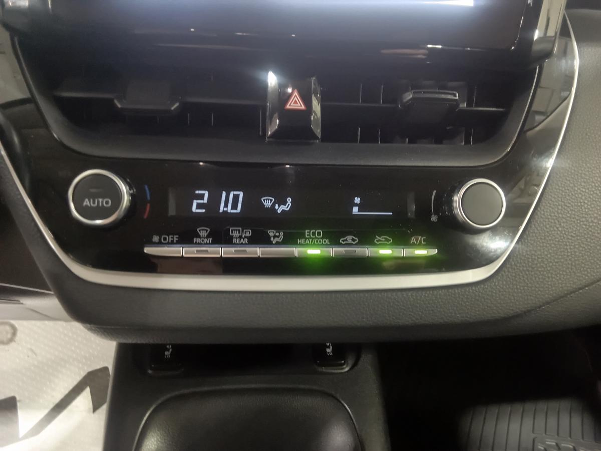 2024 Toyota Corolla - Image 26