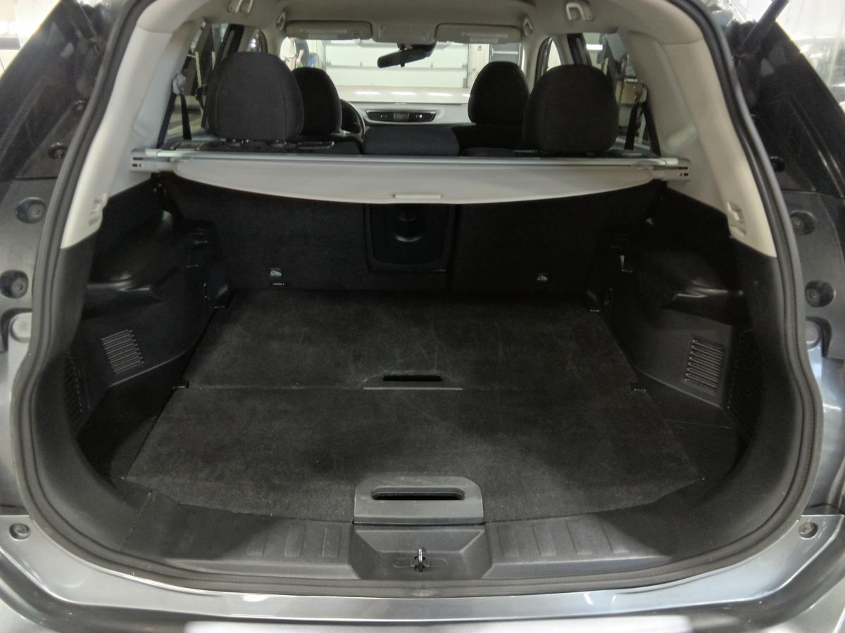 2020 Nissan Rogue - Image 9