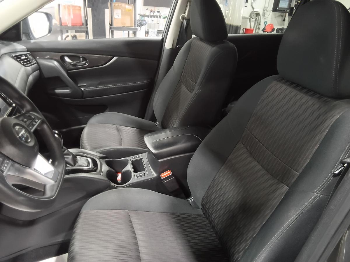 2020 Nissan Rogue - Image 21