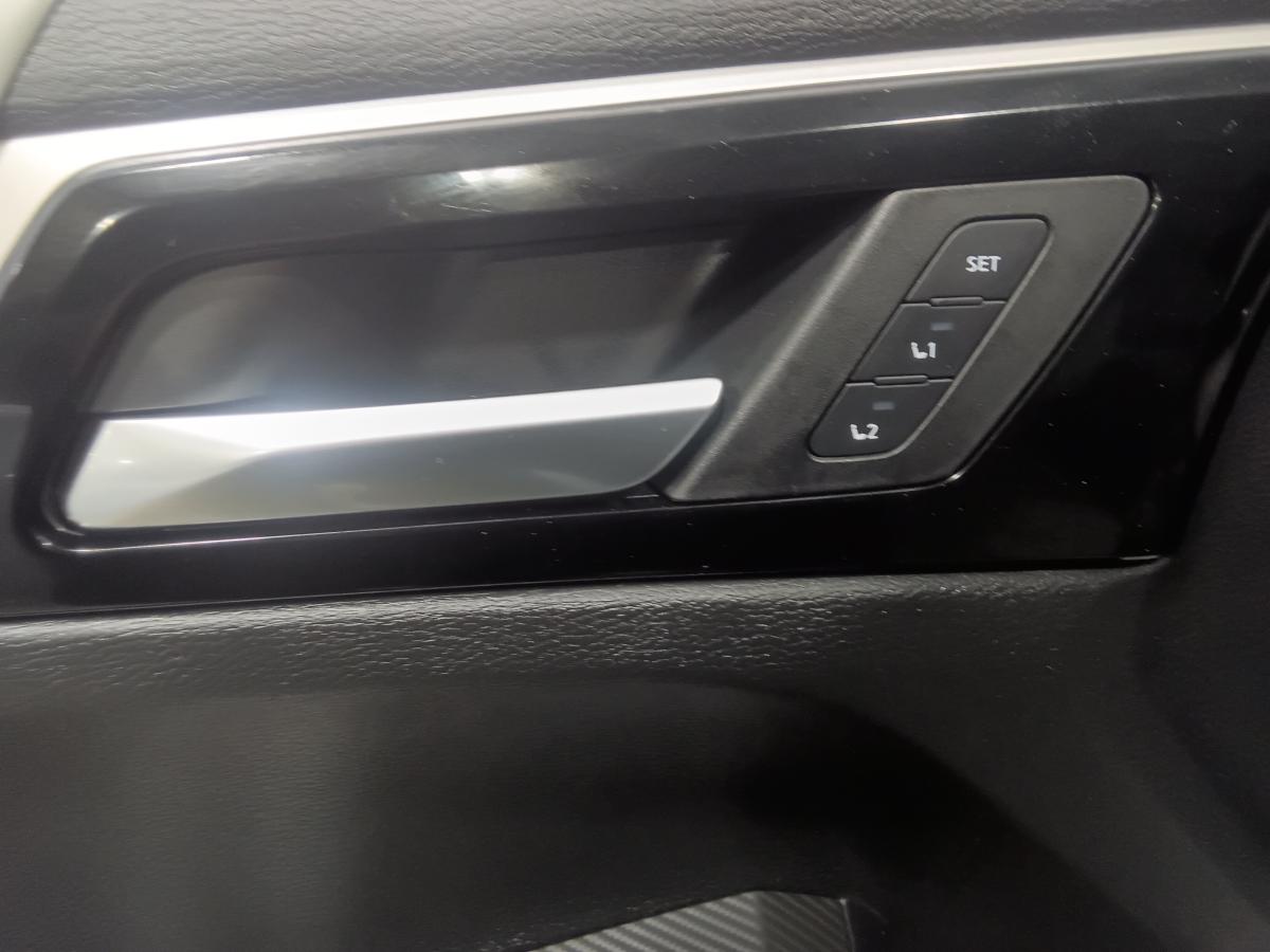 2023 Mitsubishi Outlander PHEV - Image 25