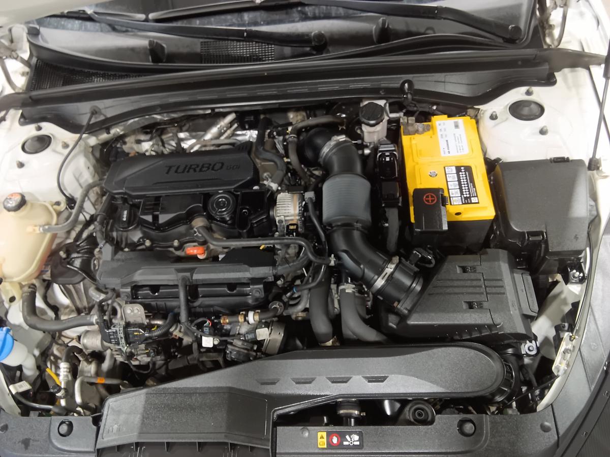 2021 Kia K5 - Image 7