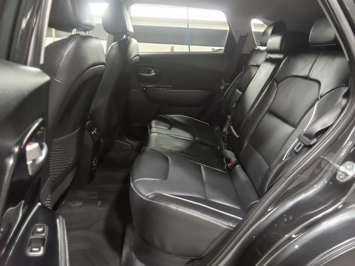 2021 Kia Niro - Image 20