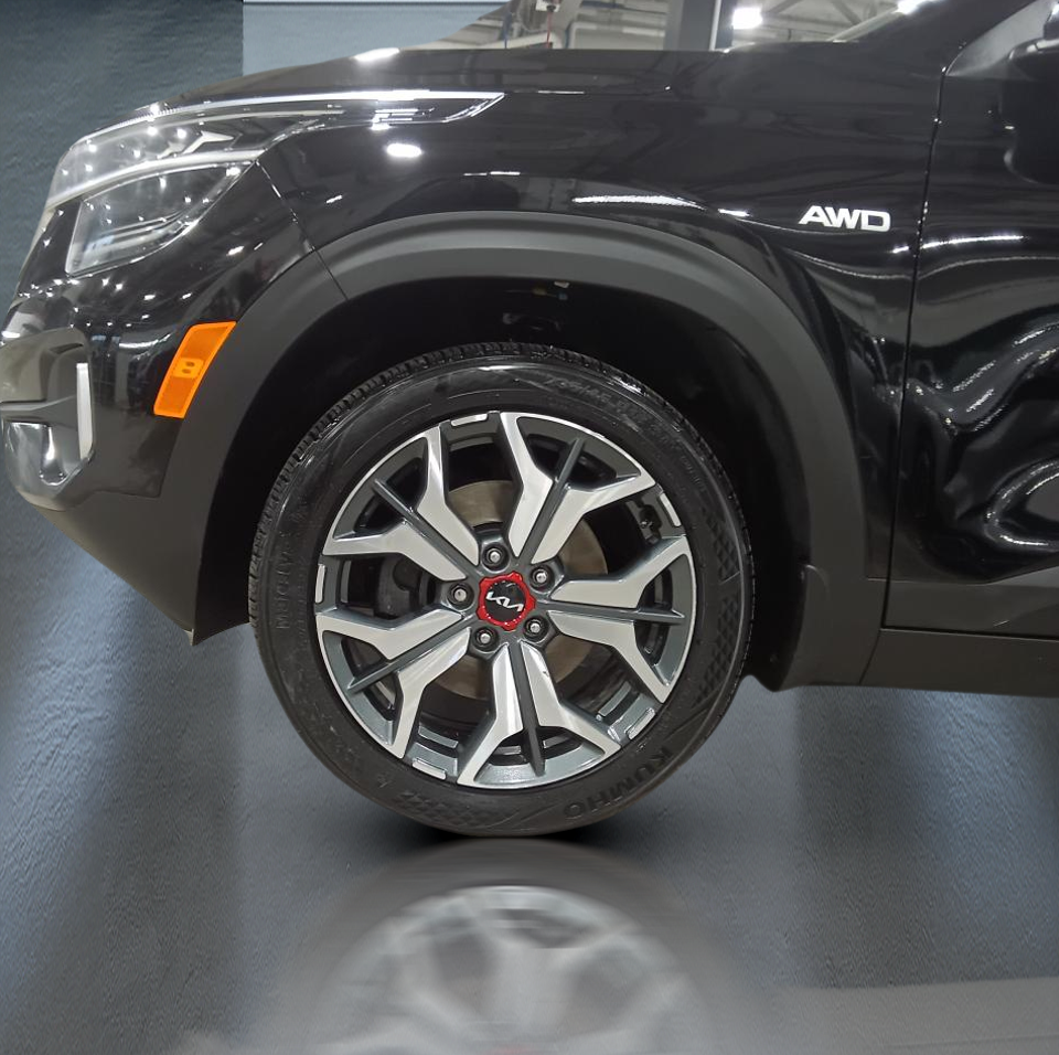 2023 Kia Seltos - Image 6