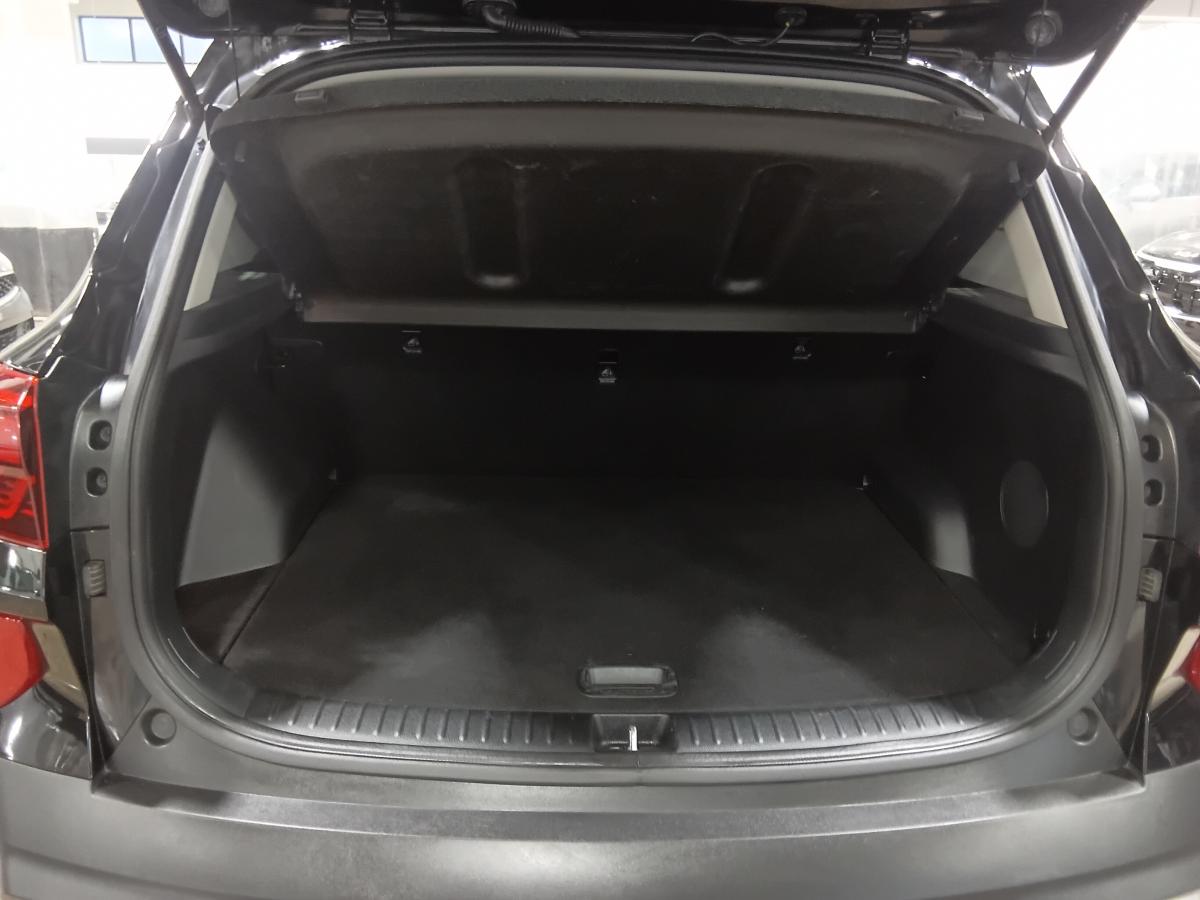 2023 Kia Seltos - Image 8