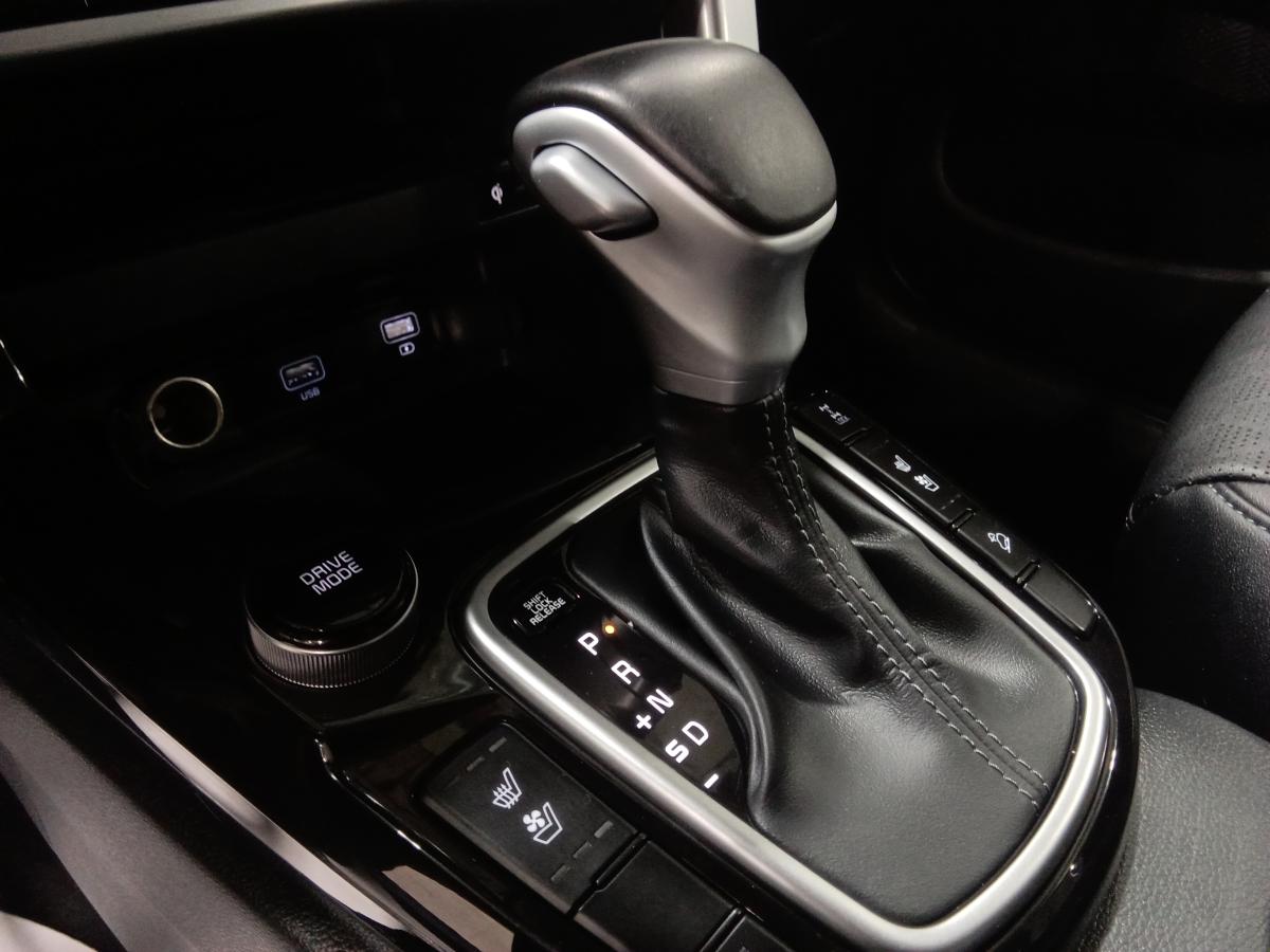 2023 Kia Seltos - Image 16