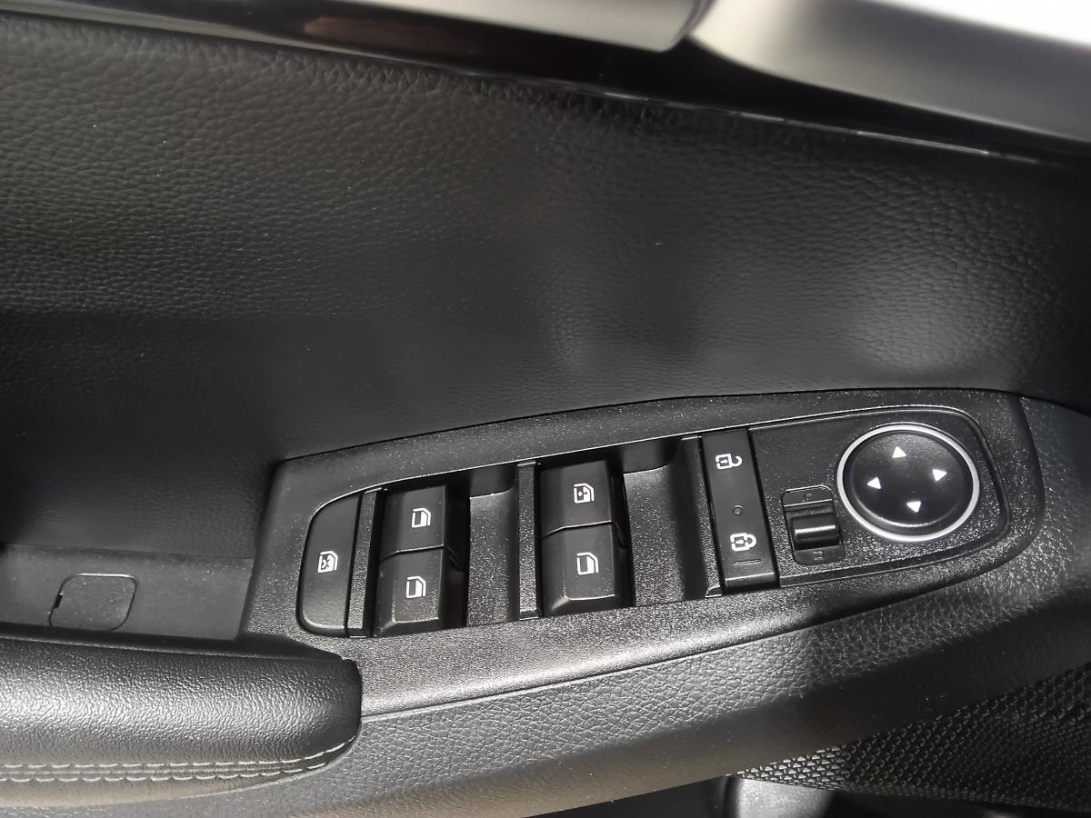 2023 Kia Seltos - Image 21