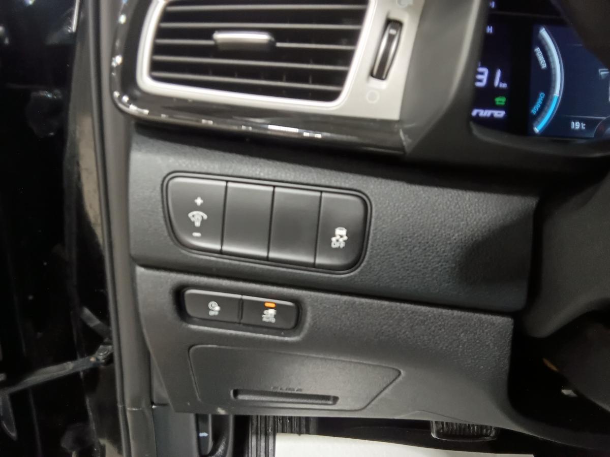 2019 Kia Niro - Image 25