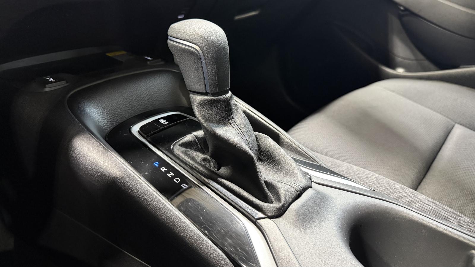 2025 Toyota Corolla - Image 17