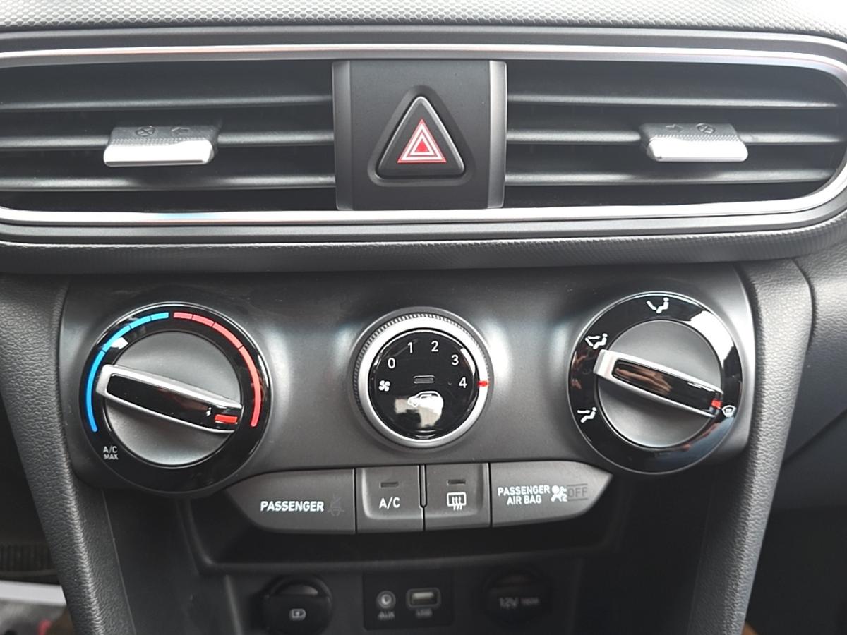 2019 Hyundai Kona - Image 26