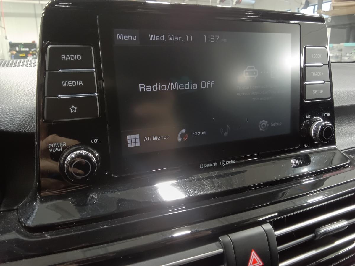 2023 Kia Seltos - Image 17