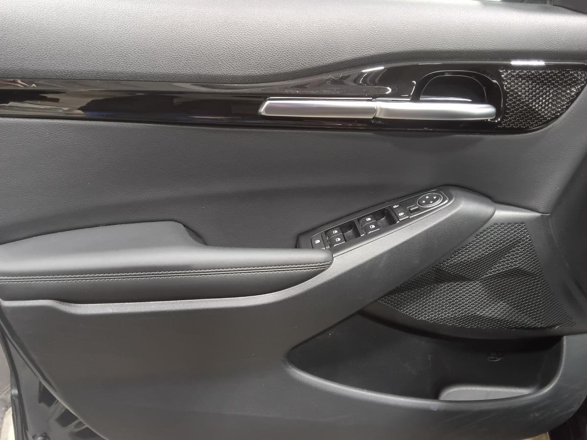 2023 Kia Seltos - Image 19