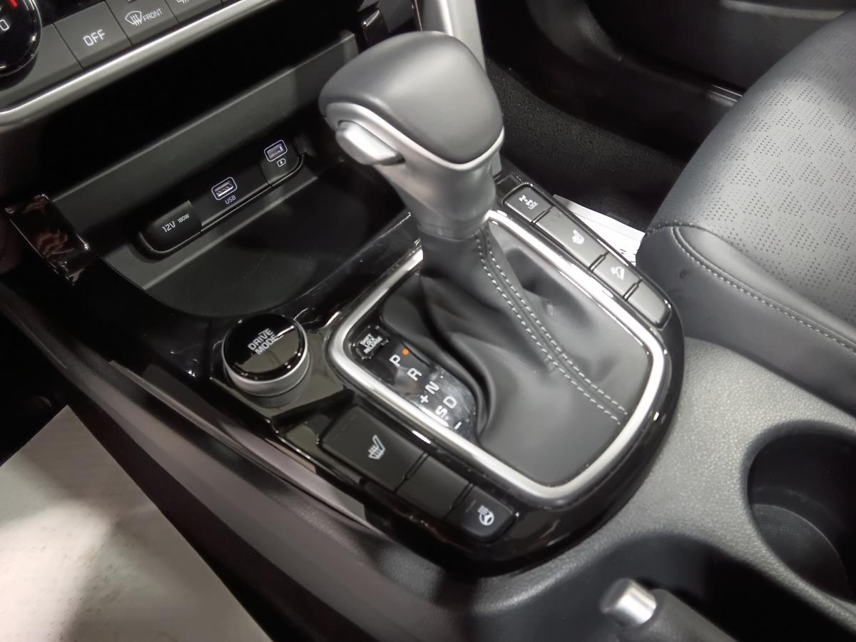 2023 Kia Seltos - Image 20