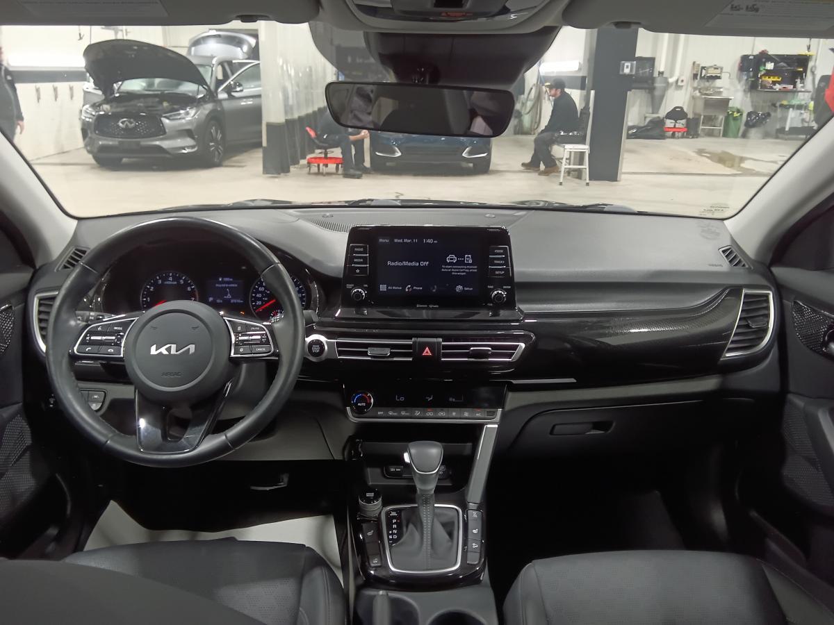 2023 Kia Seltos - Image 24