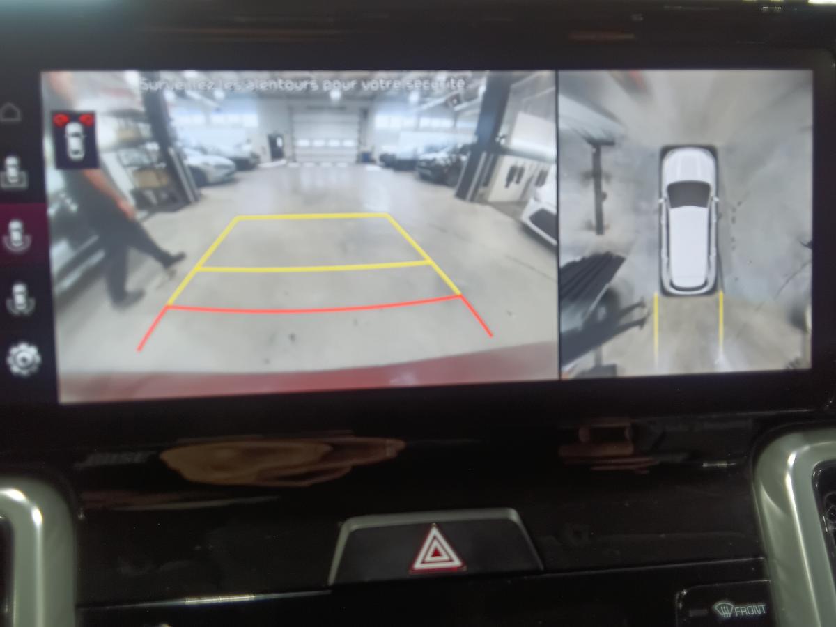 2022 Kia Sorento - Image 19