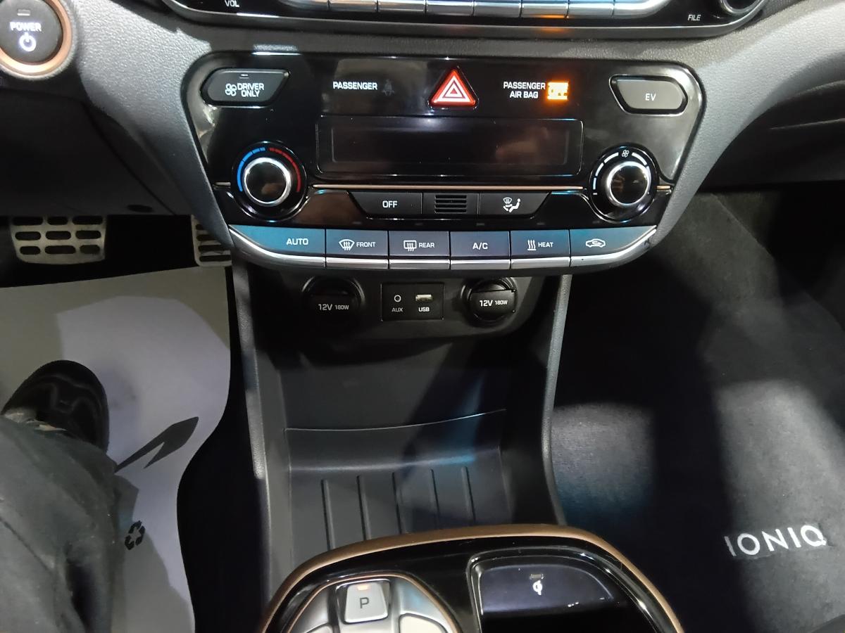 2018 Hyundai IONIQ Electric - Image 26
