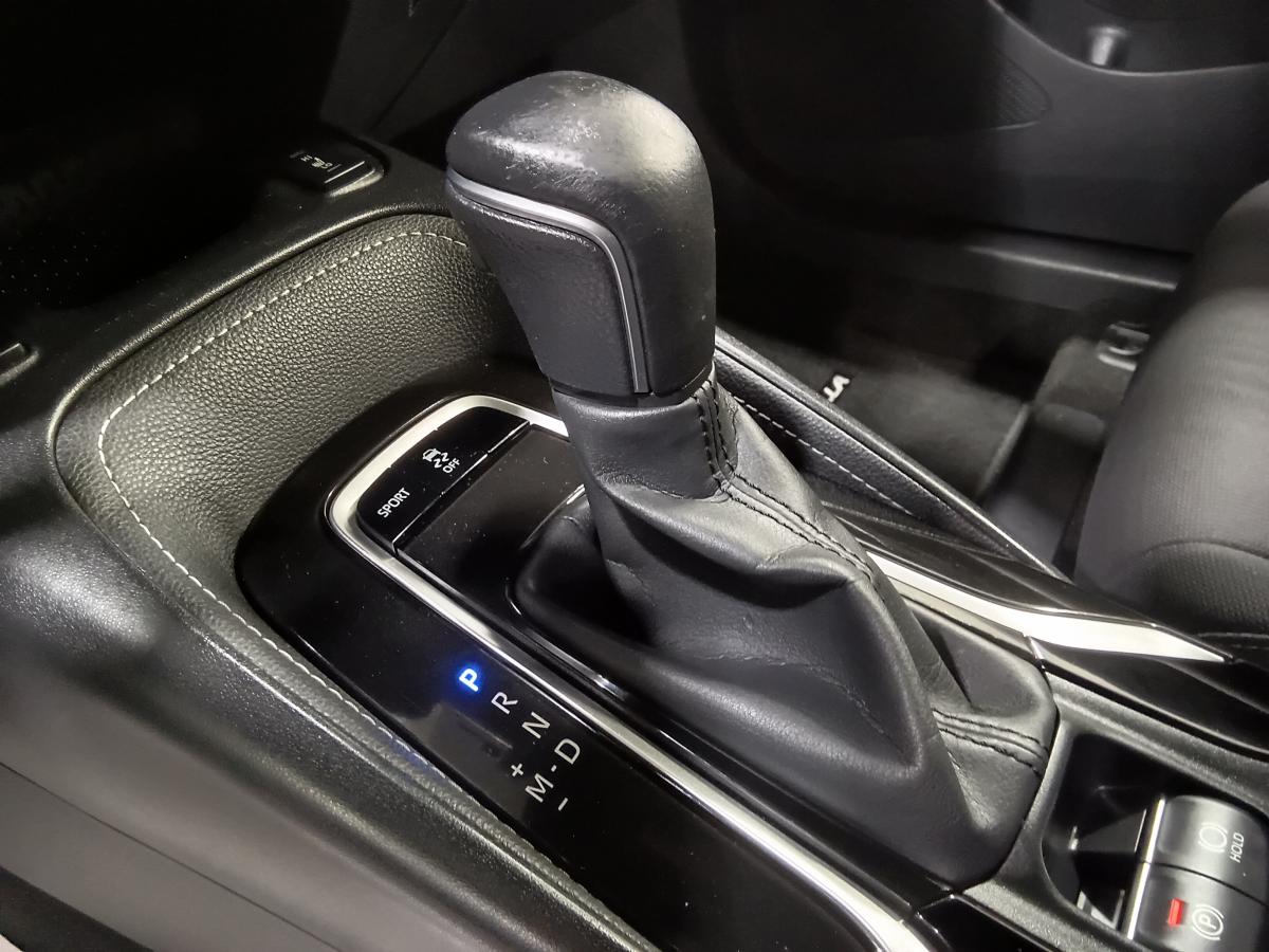 2019 Toyota Corolla - Image 20