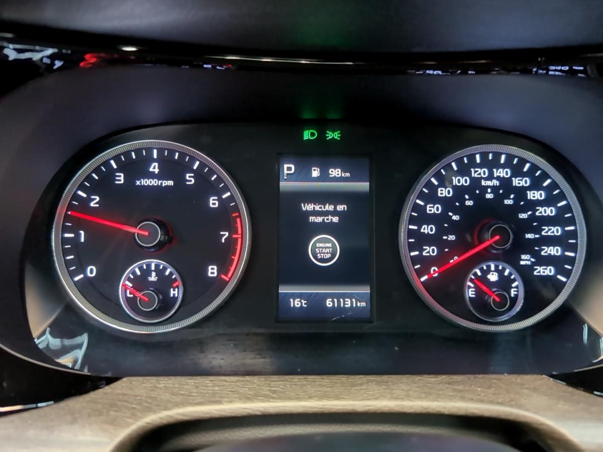 2022 Kia K5 - Image 14