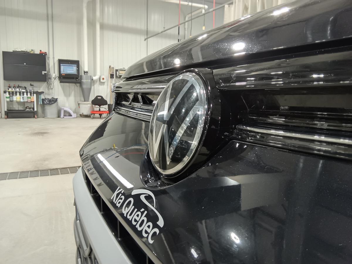 2025 Volkswagen Taos - Image 11