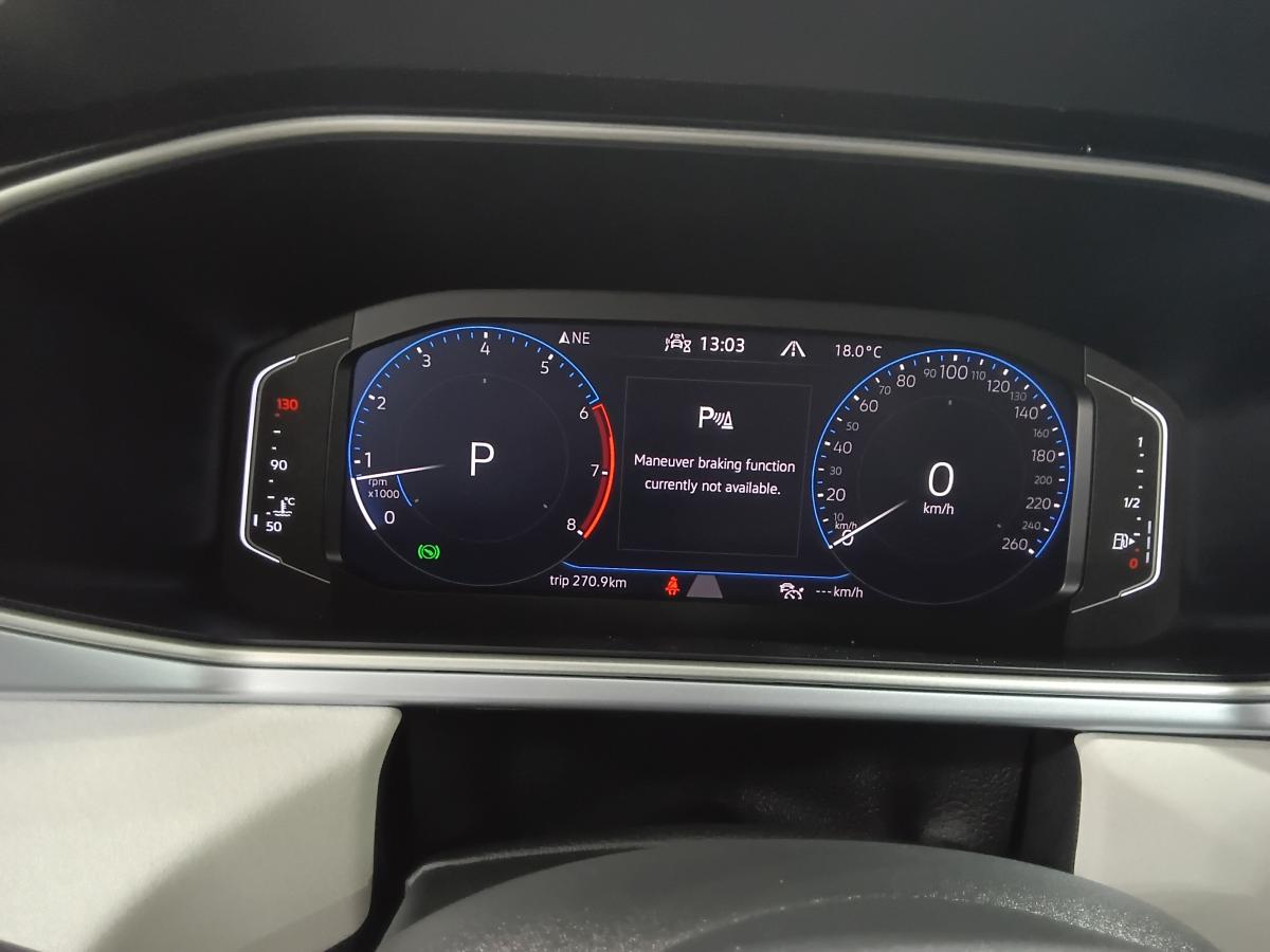 2025 Volkswagen Taos - Image 16