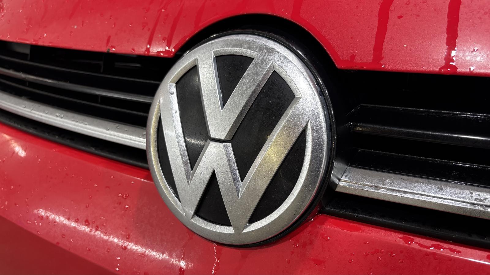 2018 Volkswagen Golf - Image 10