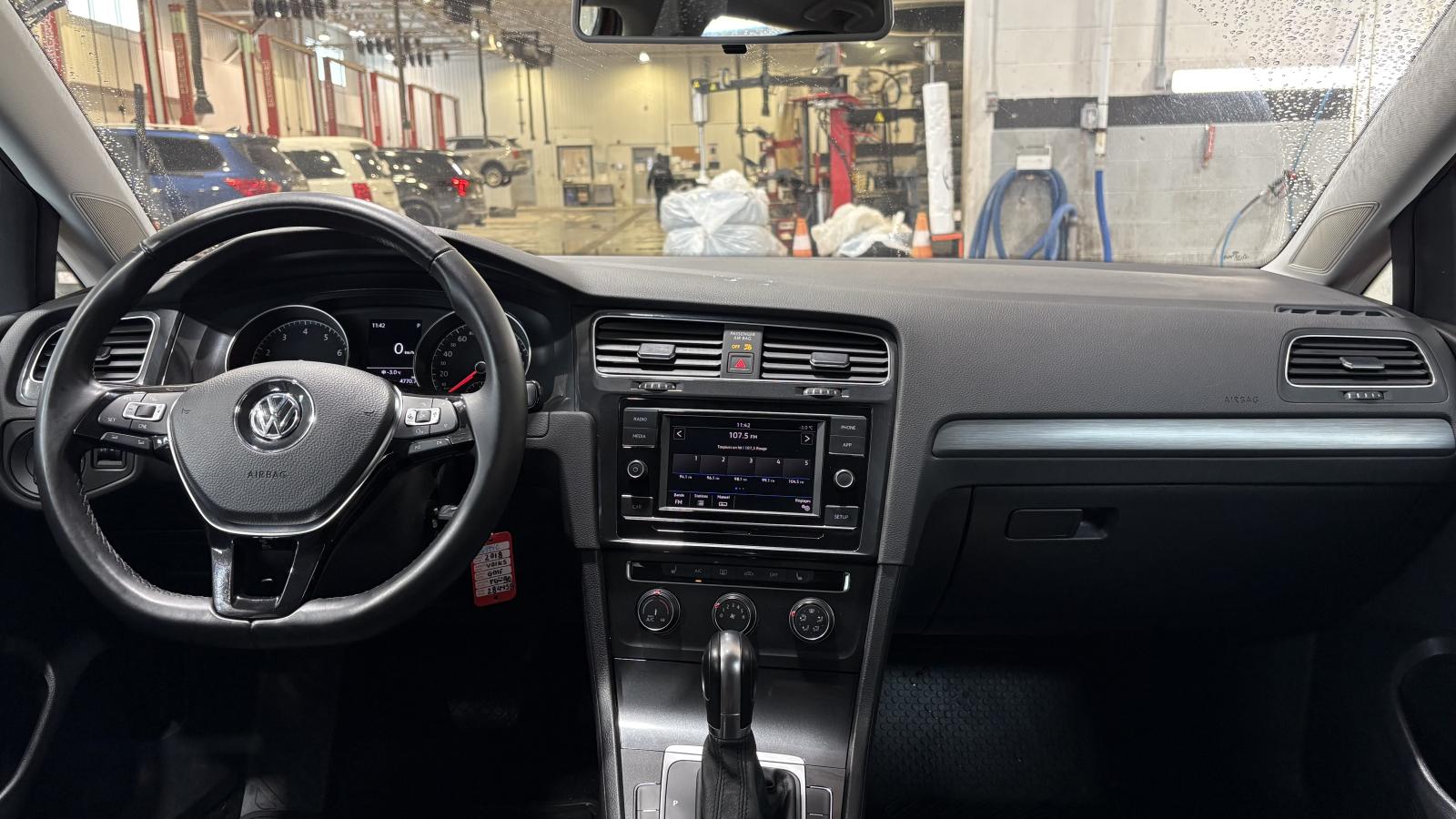 2018 Volkswagen Golf - Image 12