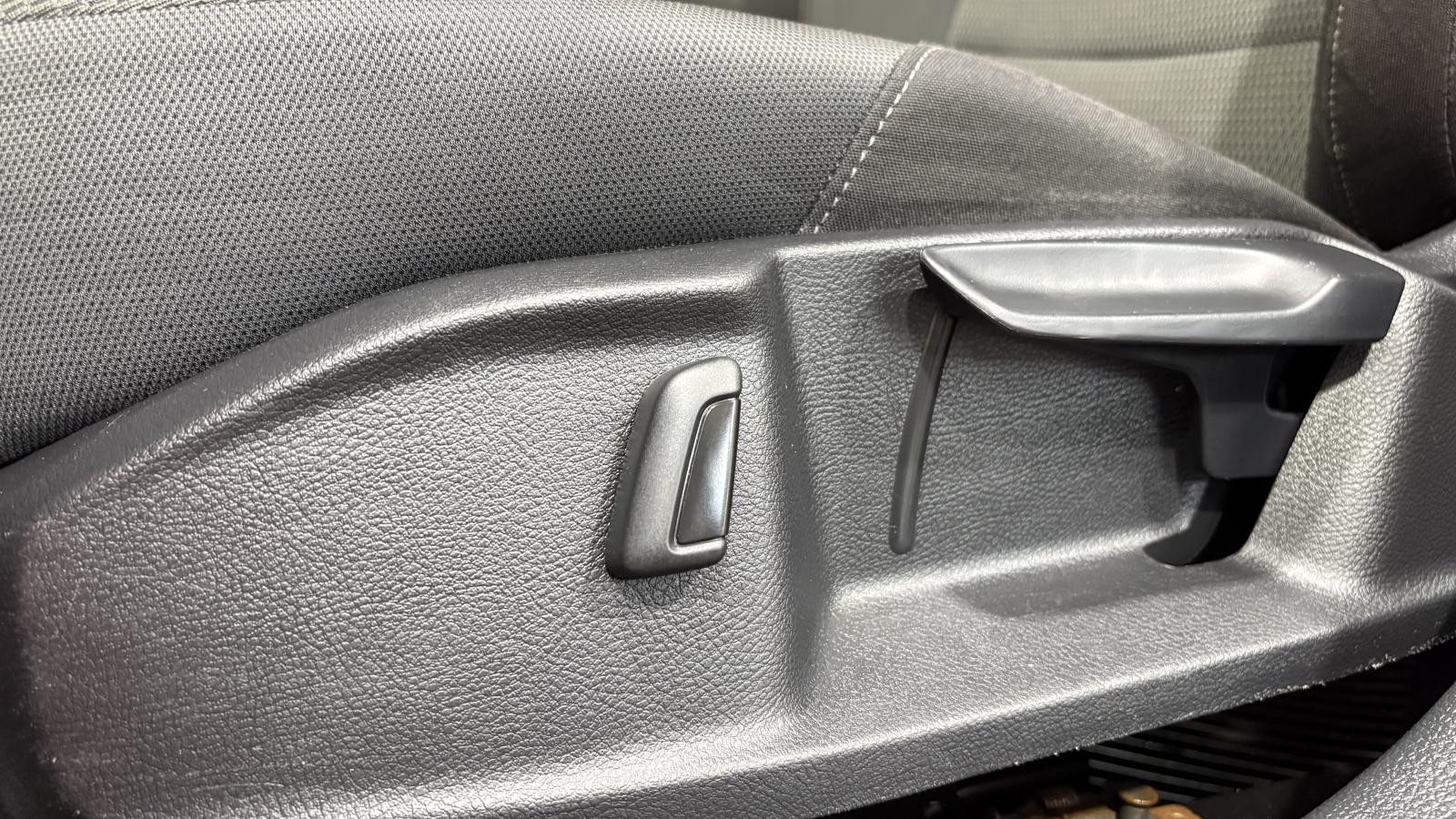 2018 Volkswagen Golf - Image 20