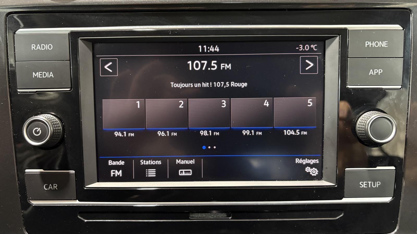 2018 Volkswagen Golf - Image 24