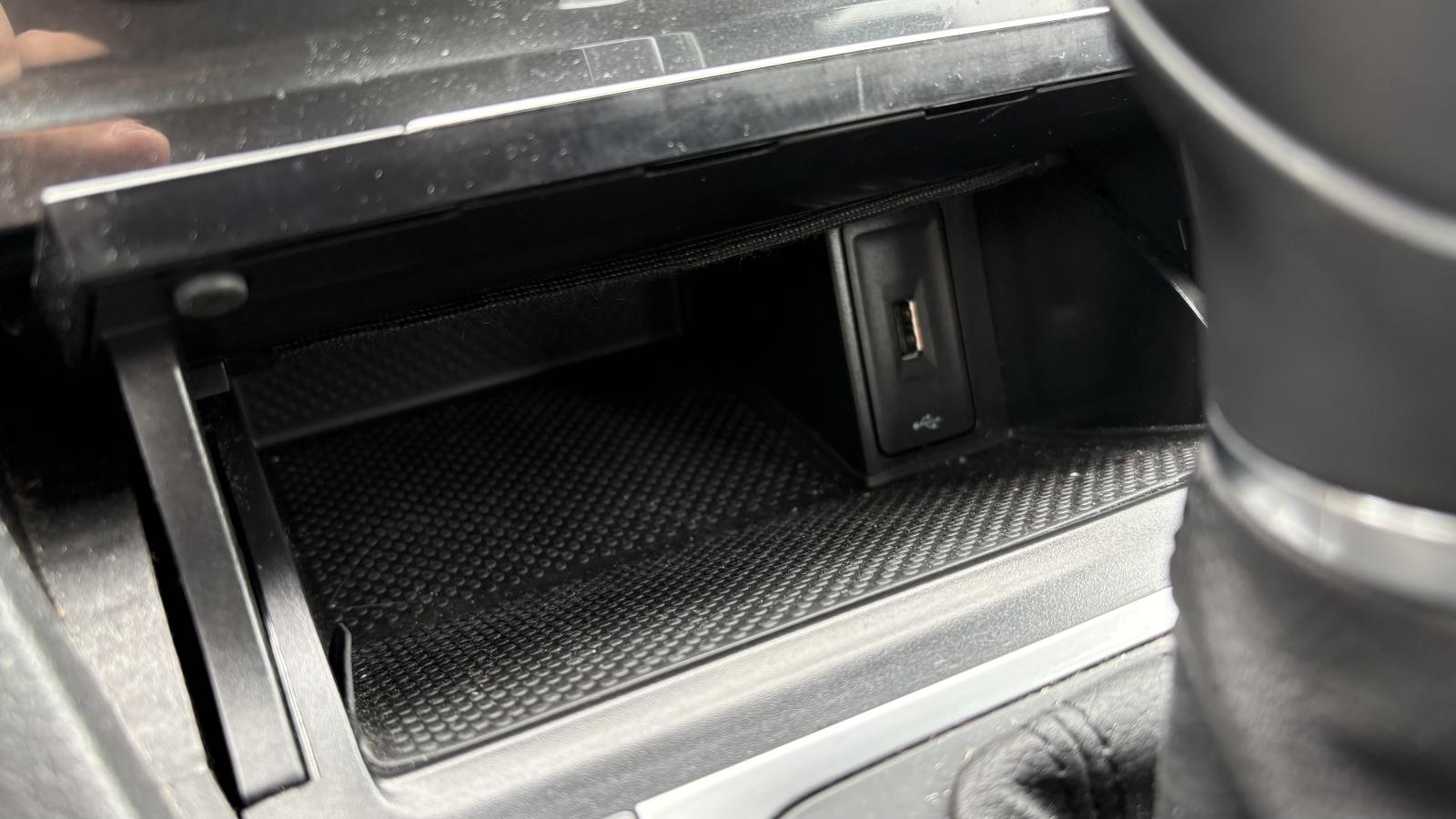 2018 Volkswagen Golf - Image 29