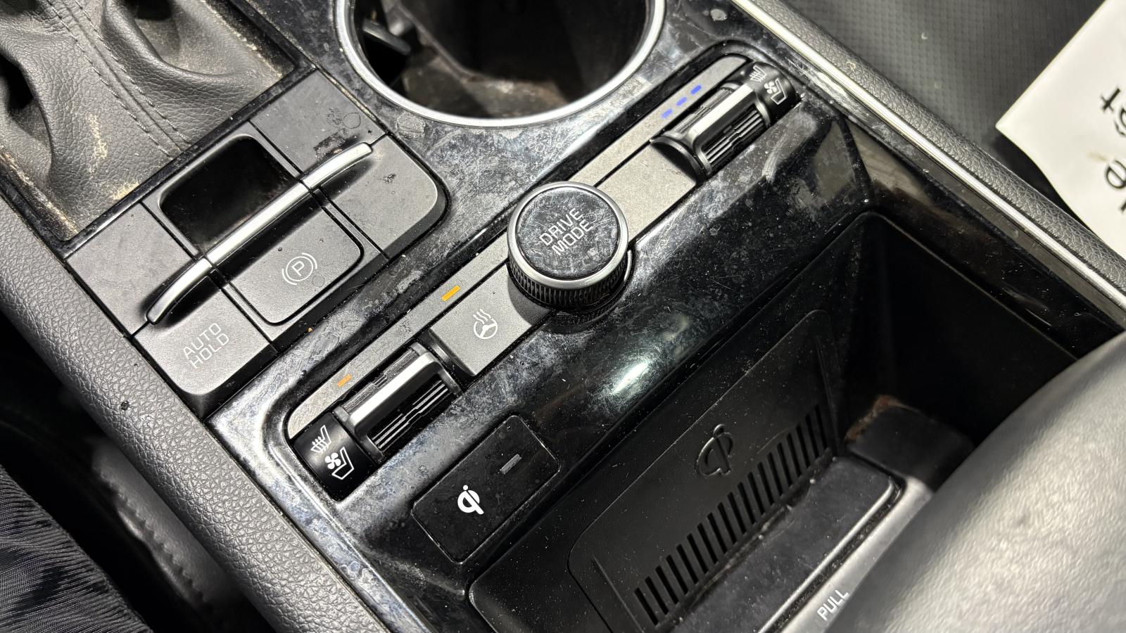 2023 Kia K5 - Image 28