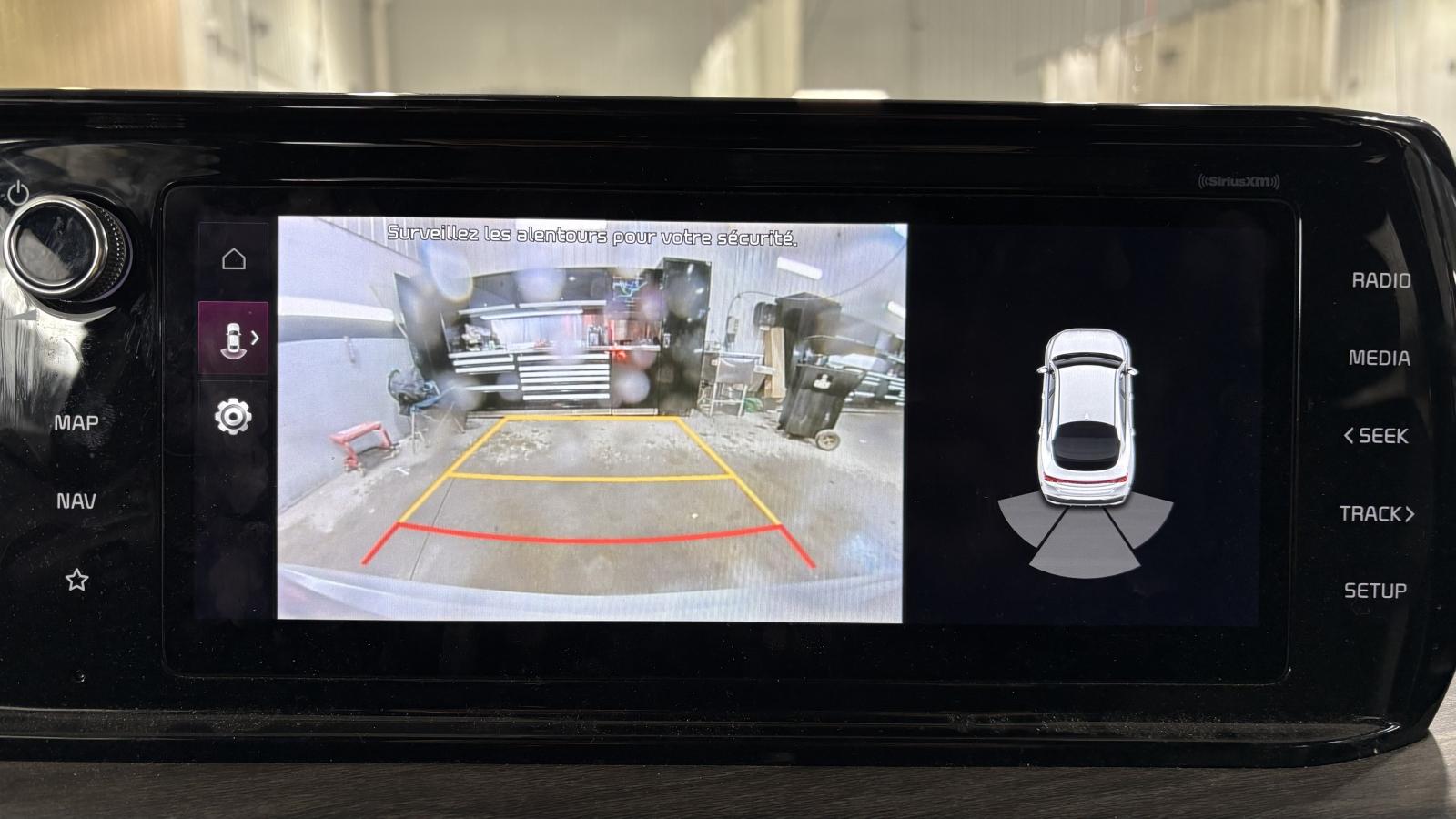 2023 Kia K5 - Image 30