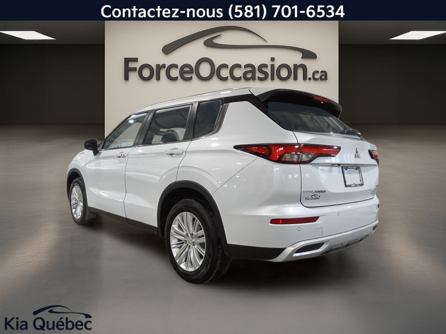 2024 Mitsubishi Outlander - Image 2