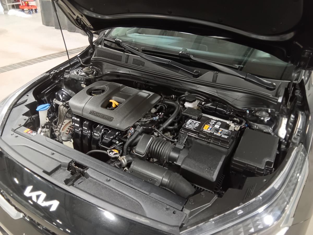 2023 Kia Forte - Image 7