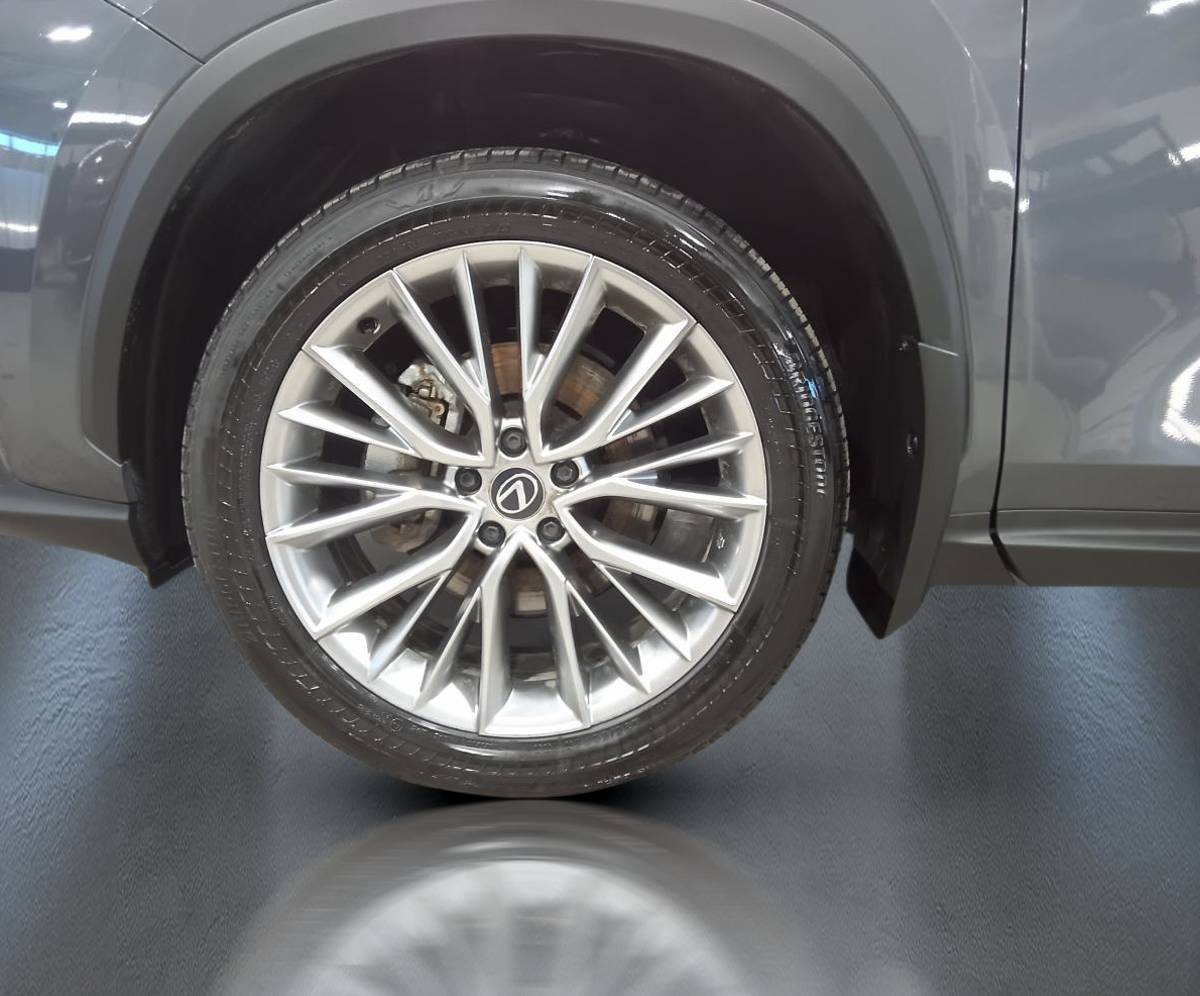 2024 Lexus NX 350h - Image 6