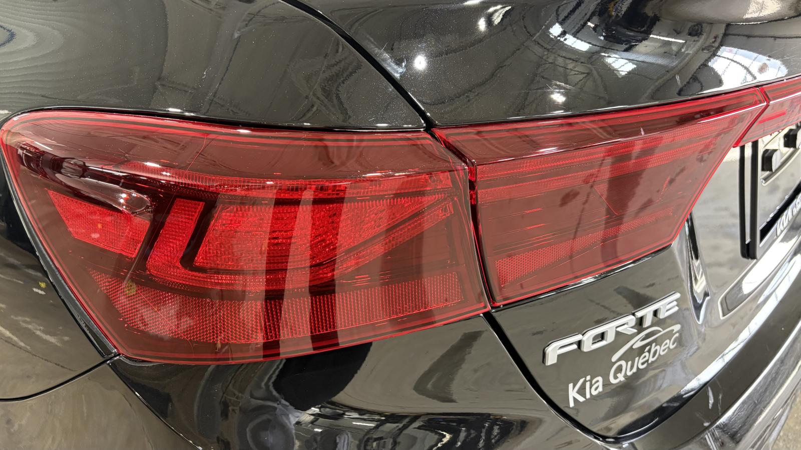 2024 Kia Forte - Image 12