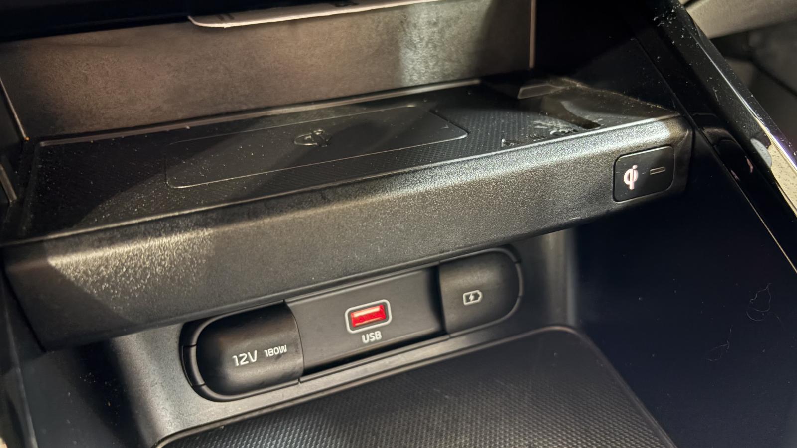 2024 Kia Forte - Image 29