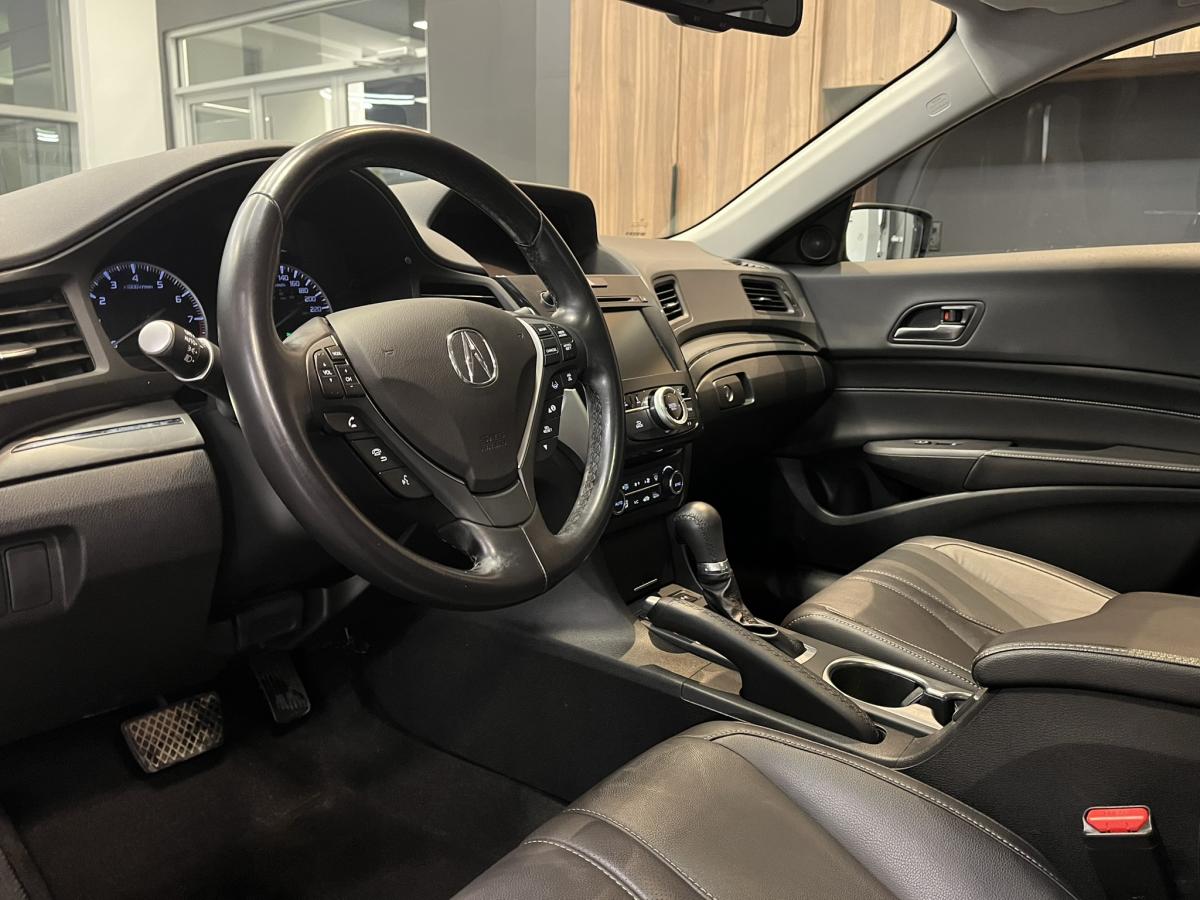 2021 Acura ILX - Image 12