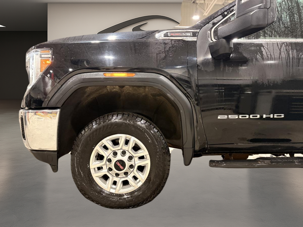 2021 GMC Sierra 2500 HD - Image 12