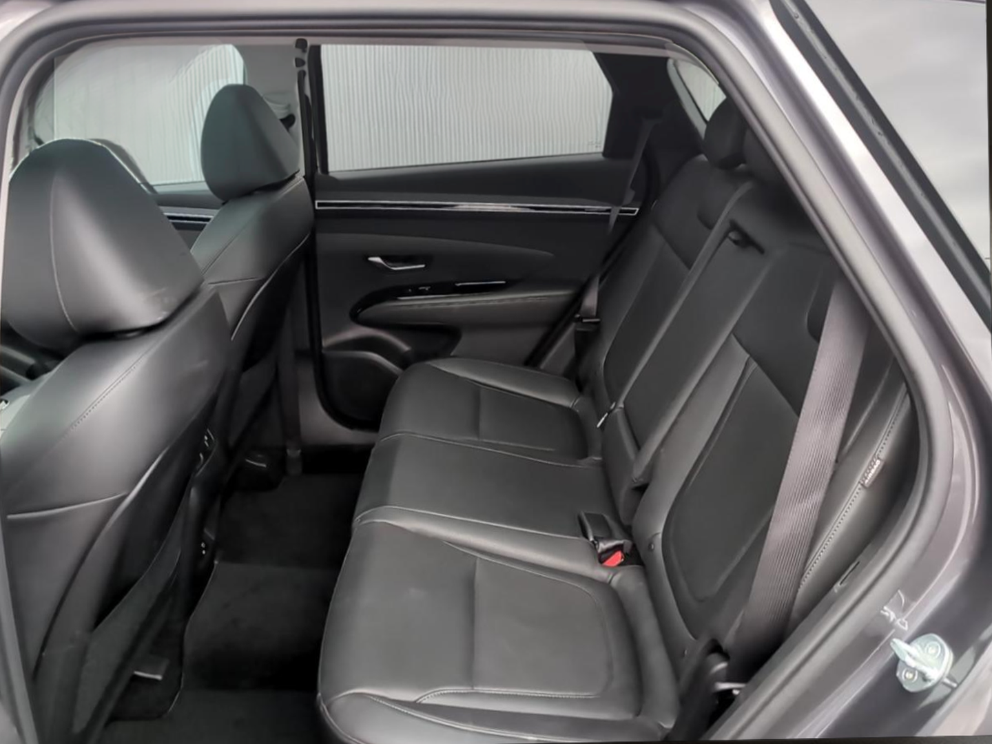 2024 Hyundai Tucson Hybrid - Image 6