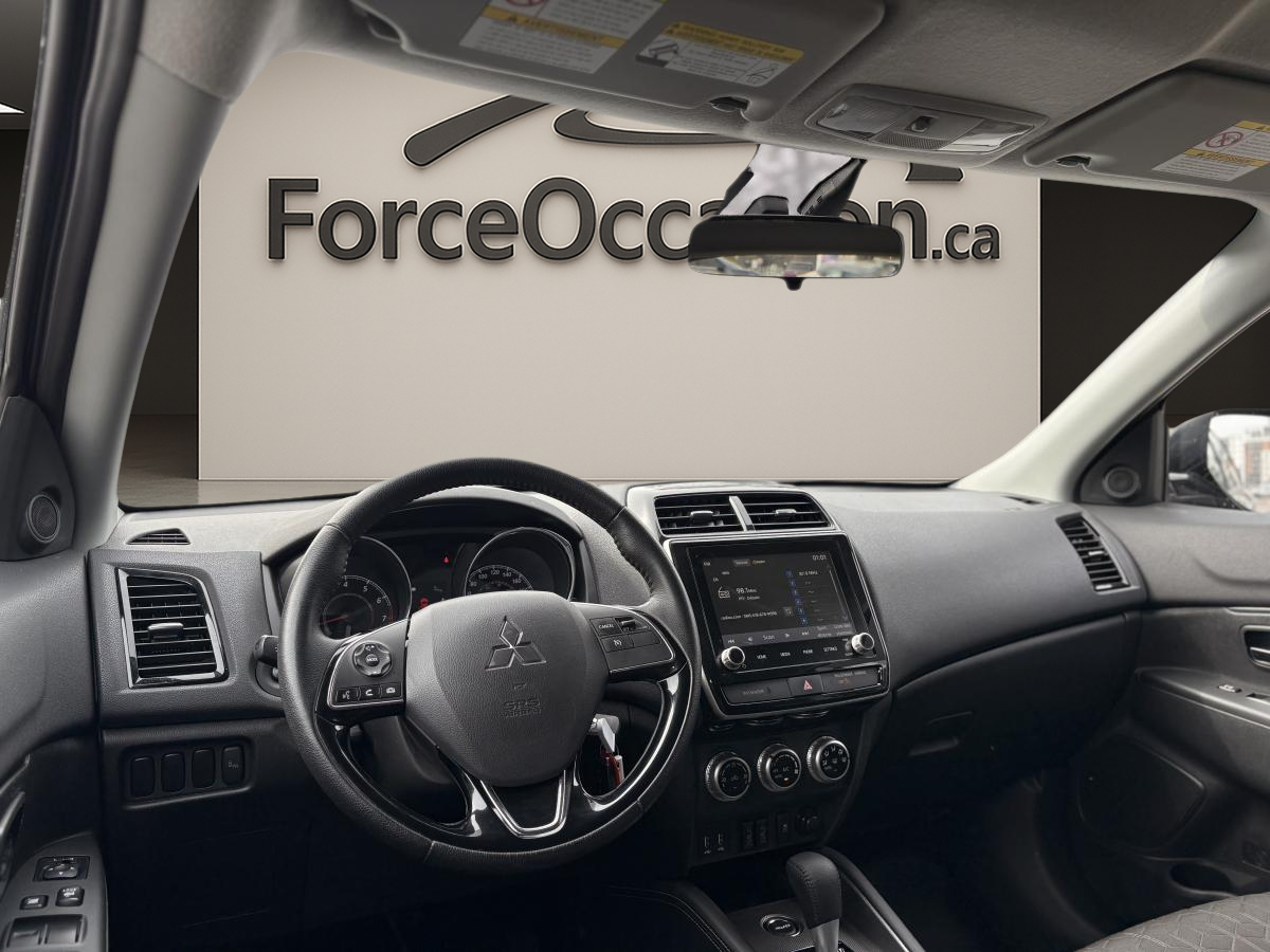 2023 Mitsubishi RVR - Image 4